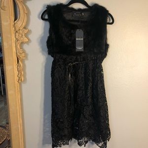 NWT Hongshen Fashion Wear Faux Fur Top Lace Dress!